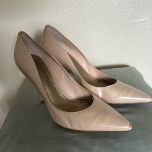 Nude Pumps BCBG